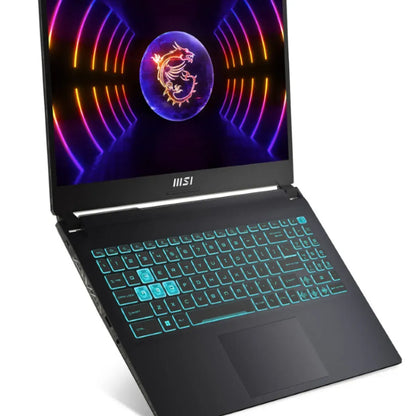 MSI Cyborg 15 A13VF Core I7-13va | RTX 4060 (8GB) | 24GB RAM | 512GB SSD - Teclado Internacional [CYBORG15A13VF-1483US] - Buen Estado